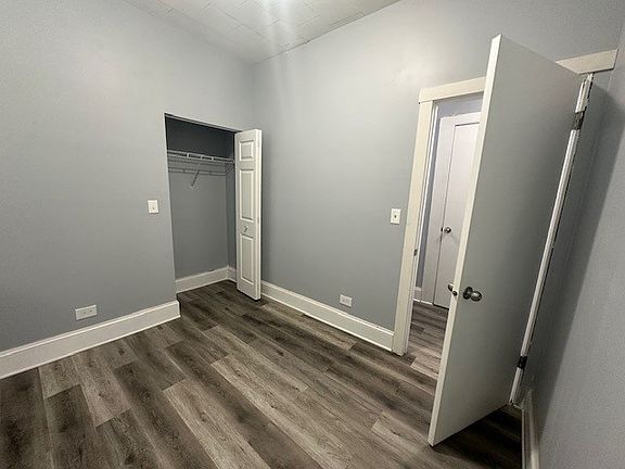 3rd image of 1241 W Chicago Ave #1