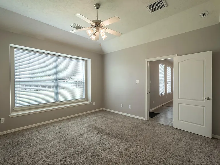 21902 Silverfield Park Ln — Photo 11