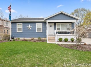 3360 Woodbine Ave SW, Grandville, MI