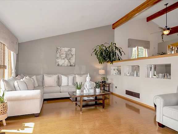 2nd image of 9348 Pepperwood Dr