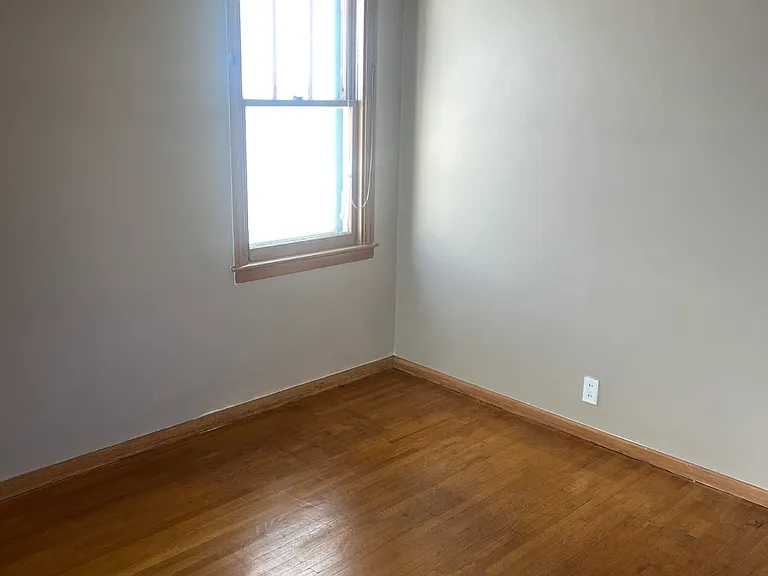 1302 McMillan St — Photo 8