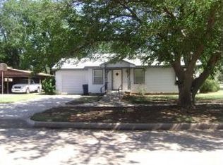 220 E Main St, Tipton, OK 73570