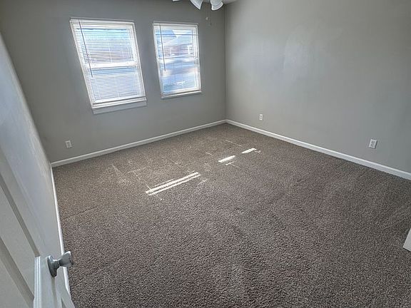 5th image of 810-811 Howard Ave #810-4E