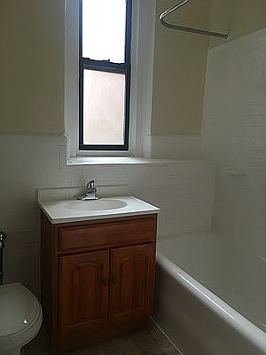4th image of 3034 Kingsbridge Ave APT 1AS