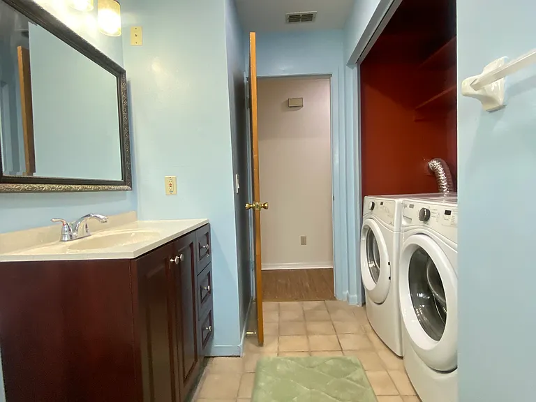 2501 18th Ave S #2501 — Photo 14