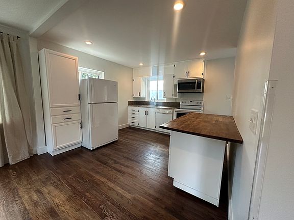 3rd image of 1122 69th St