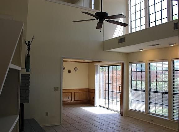 3rd image of 17001 Planters Row