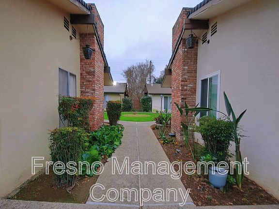 4th image of 1511 W Fairmont Ave APT D