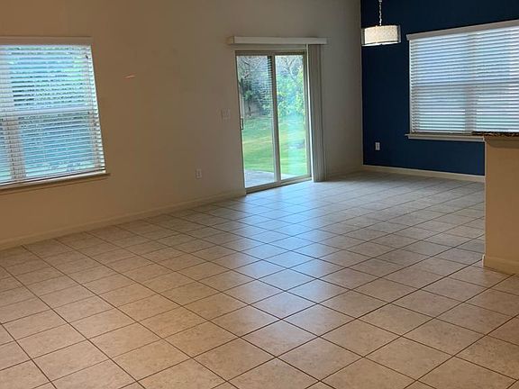 2nd image of 1620 Bryant Dr Unit 1203