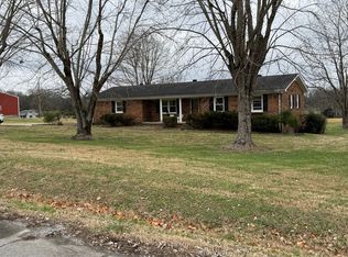 151 Riddleton Cir, Riddleton, TN 37151