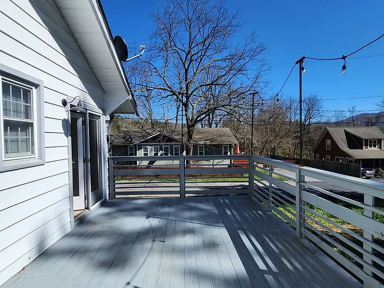 535 Fairview Rd — Photo 29
