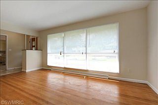 4th image of 1503 Millbrook St SE
