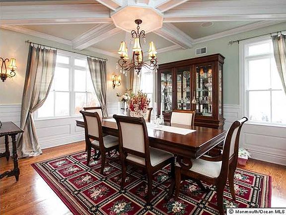 5th image of 46 Monmouth Parkway