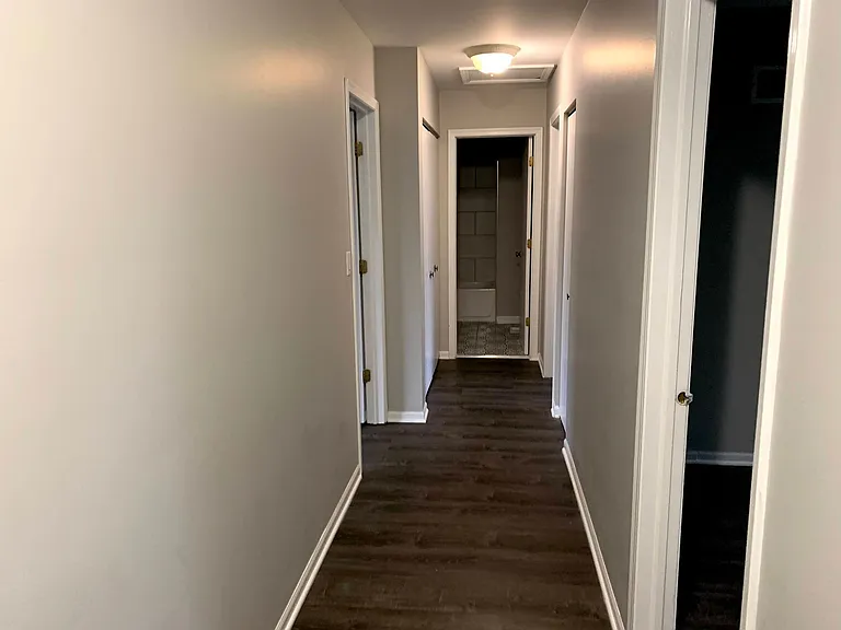1349 Woodlake Dr — Photo 8