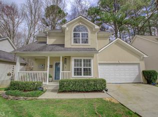 647 N Fairfield Dr, Peachtree City, GA 30269