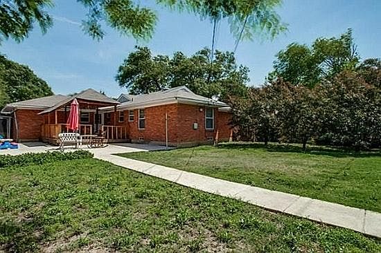 3rd image of 509 Westwood Dr
