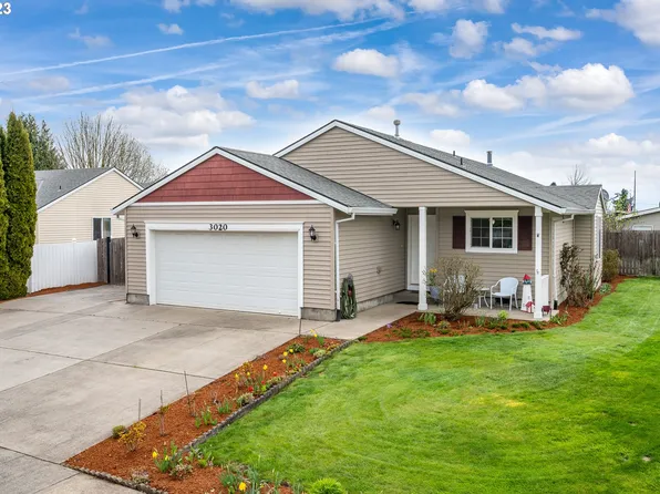 3020 5th St, Columbia City, OR 97018
