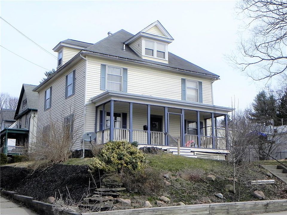 1st image of 527 Randolph St