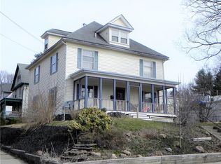 527 Randolph St, Meadville, PA 16335