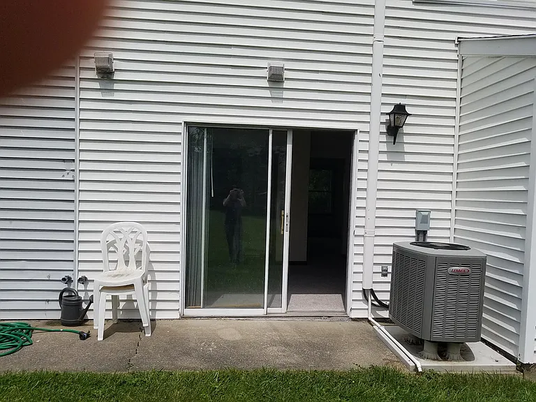 916-2 Southgate Dr #2 — Photo 15