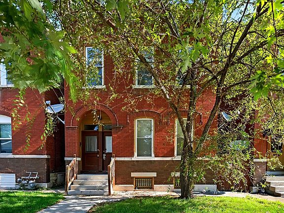 2nd image of 3419 Montana St #B