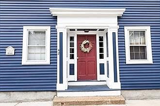 4th image of 42 Essex St Unit 2
