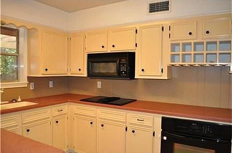 4th image of 2800 Cherry Creek Cir