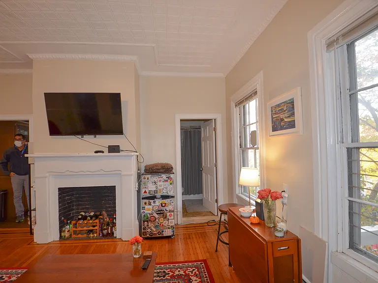 40 Bowen St #11A — Photo 18