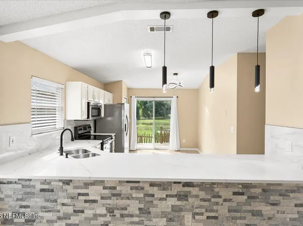 1454 COVE LANDING Drive, Jacksonville, FL 32233