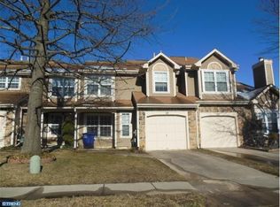 18 Lavister Dr, Mount Laurel, NJ 08054
