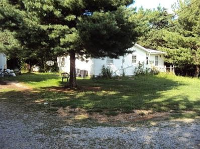 2nd image of 1349 Camelin Hill Rd