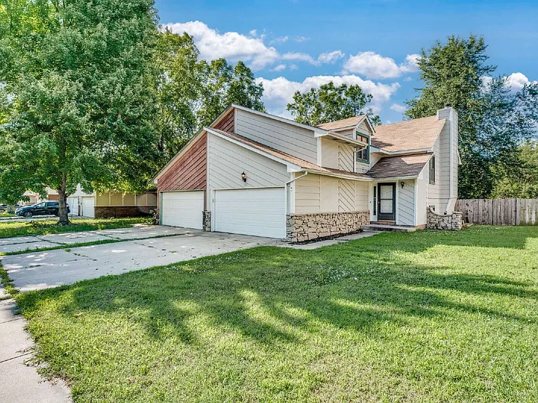 1707 E Pinion Rd — Photo 3