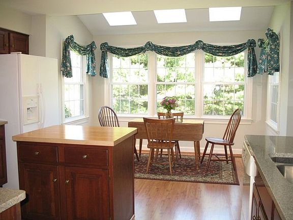 Breakfast Room