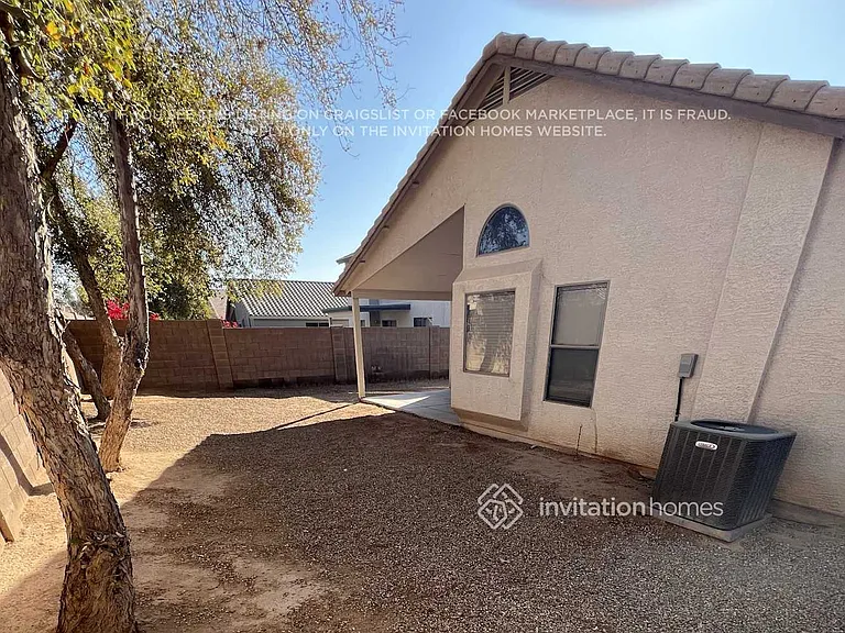 15966 W Latham St — Photo 15