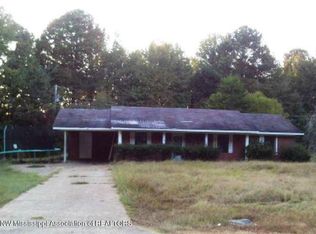 1504 Highway 4 E, Holly Springs, MS 38635