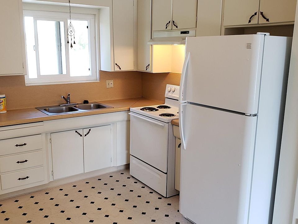 1st image of 111 Park Ave APT C