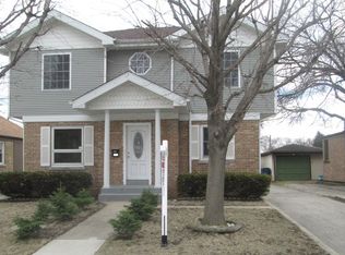 9745 Reeves Ct, Franklin Park, IL 60131