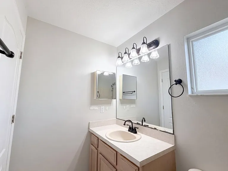 1367 Wildberry Ln — Photo 1