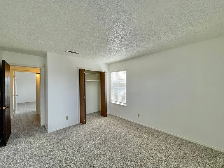 1304 Quail Cir — Photo 25