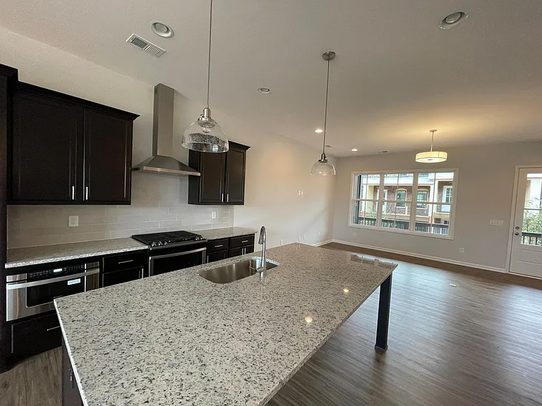 6540 Cortland Walk — Photo 6