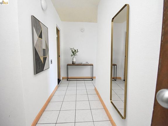 2nd image of 555 Pierce St APT 1320