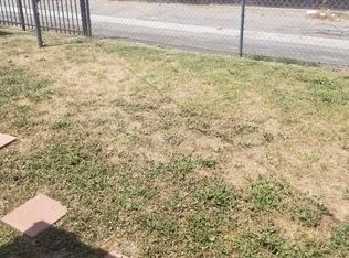 2301 W Compton Blvd #2305, Compton, CA 90220