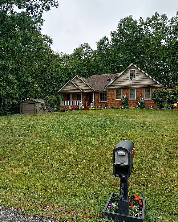 1st image of 488 Cumberland View Dr