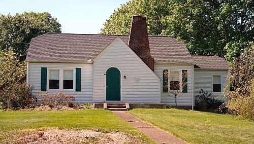 2nd image of 5 Cherry Ln