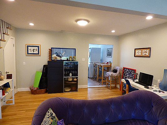 4th image of 20-67 33rd St #1