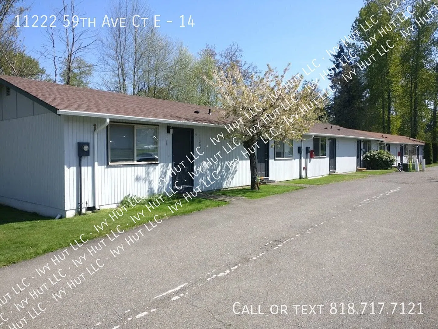 Spacious 1 Bedroom Apartment in Prime Location! — Photo 2