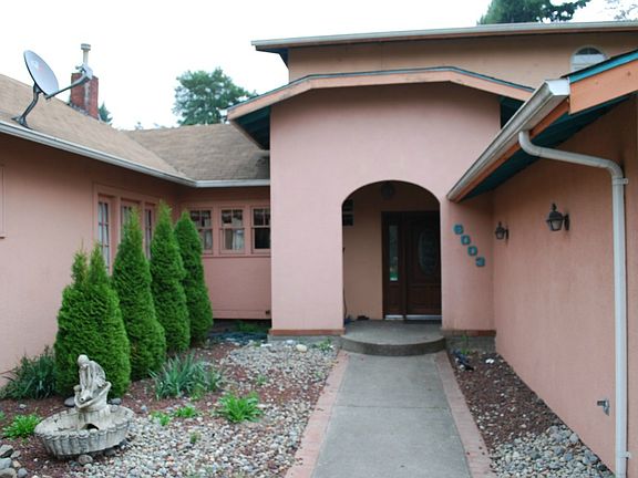 2nd image of 6003 124th Avenue Ct E