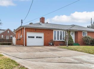 1206 Middle Rd, Glenshaw, PA 15116