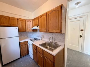 19 Marine Ave APT 1A, Brooklyn, NY 11209