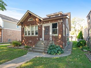 11130 S Artesian Ave, Chicago, IL 60655